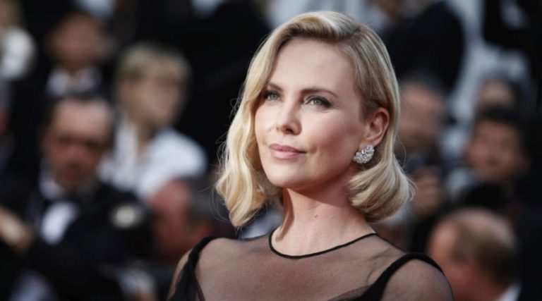 La potente razón de Charlize Theron para permanecer soltera