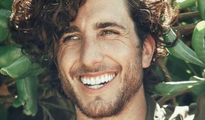 Fede de "Resistiré" reveló que es bisexual y así reaccionaron los televidentes