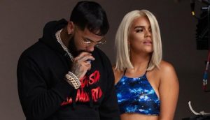 Anuel AA y Karol G sufrieron millonario robo en el hotel donde se hospedaron en Chile