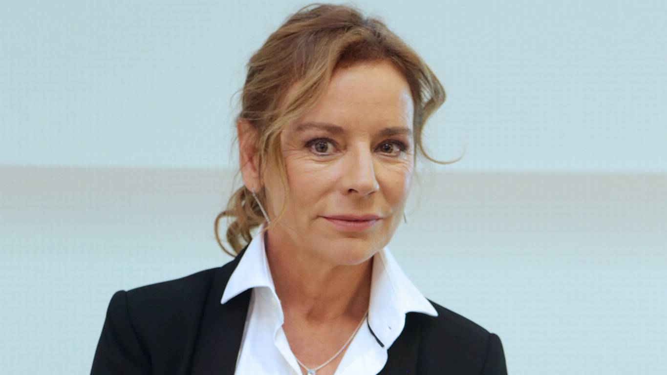 Kathy Salosny sacó aplausos con respuesta a desagradable comentario sobre su apariencia