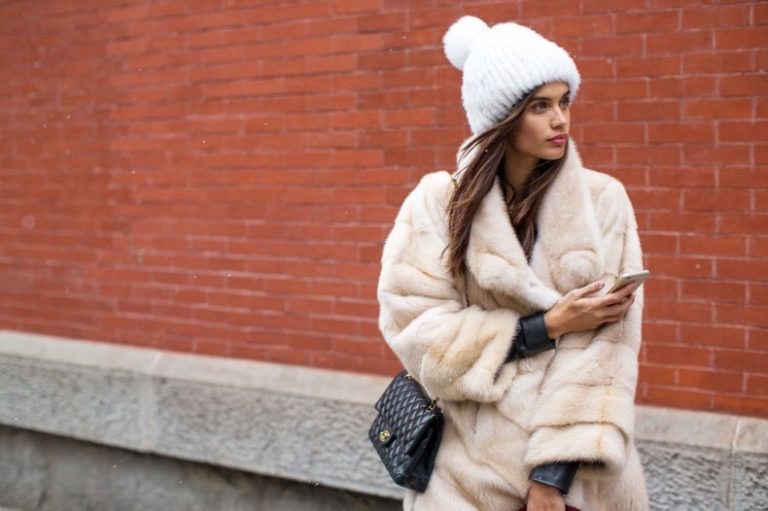Descubre el complemento que será tendencia en este otoño-invierno