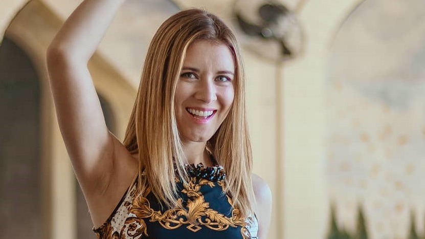 Carla Jara luce su figura en bikini y comparte reflexión del amor propio en redes