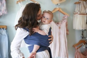 ¿Qué son los fulares y cuáles son sus beneficios para tus niños?