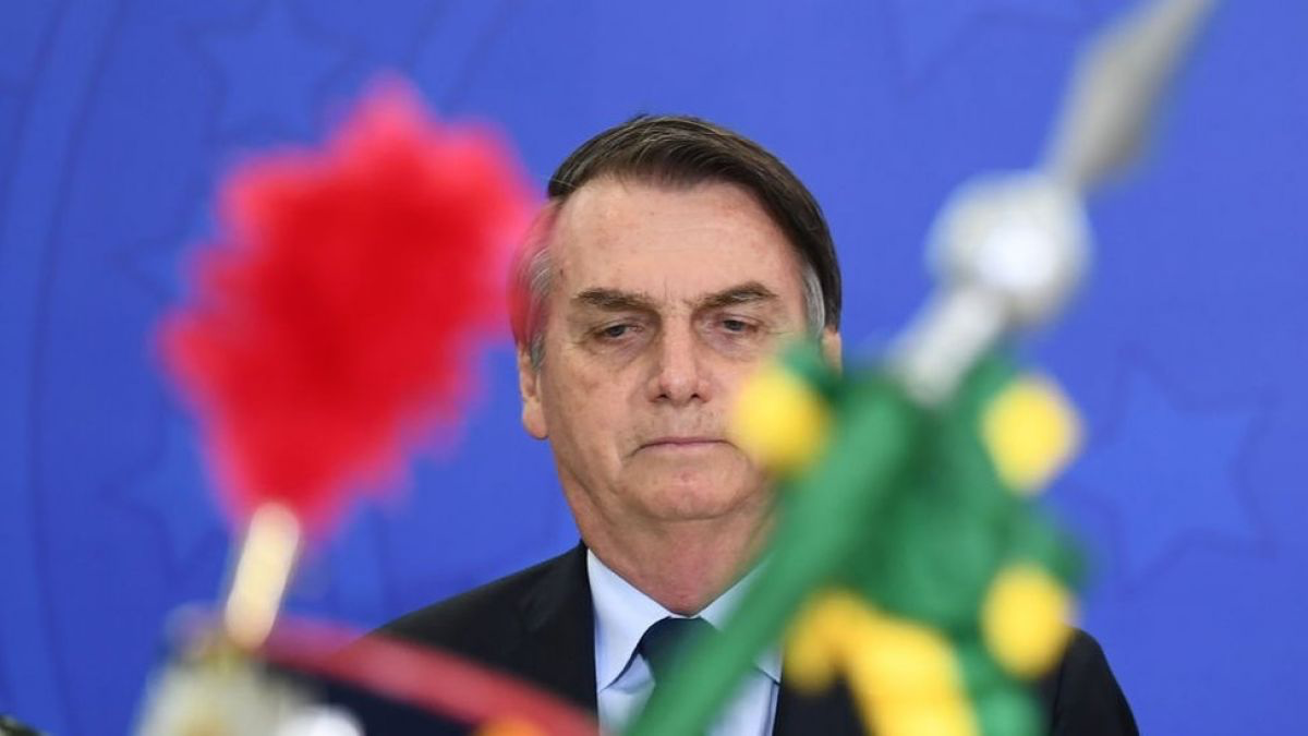 Polémica por dichos de Bolsonaro: Condenó el "turismo gay" e invitó a visitantes a tener sexo con mujeres