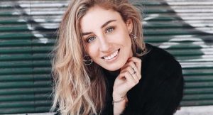 Daniela Castro explicó cómo pudo ingresar con su perrita Chalota a Lollapalooza 2019