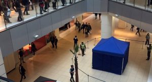'Influencer' publicó foto de suicidio en Costanera Center para publicitar cámara de su celular