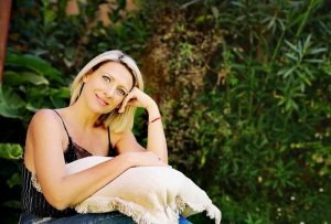 Maca Tondreau comparte inédita foto de su juventud con sentida reflexión