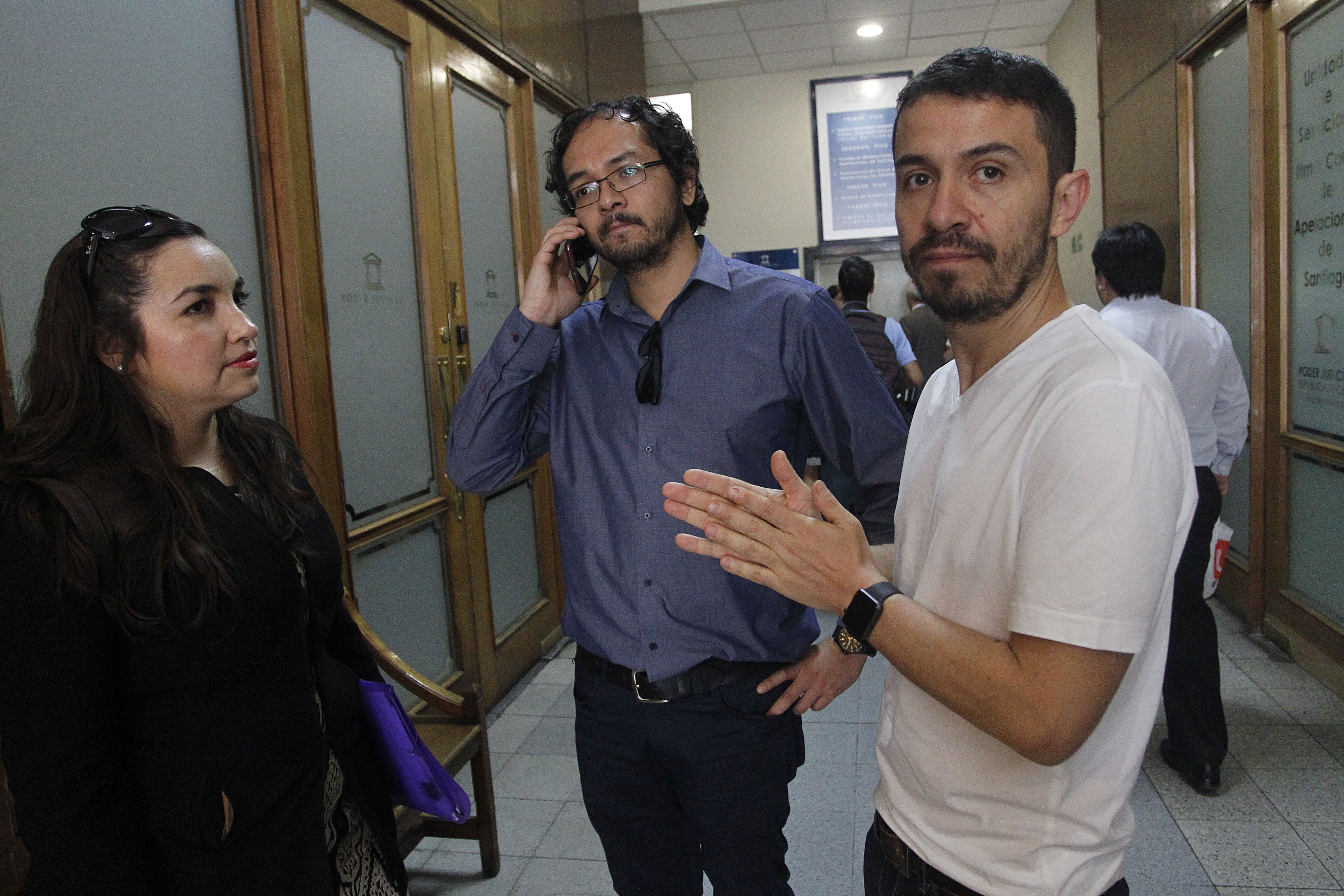 Autores de "Nicolás tiene dos papás" no pueden casarse tras rechazo en la Corte