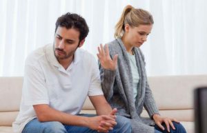 Las parejas felices solo discuten por temas que tienen solución