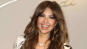 Thalía encanta a sus seguidores con foto sin maquillaje