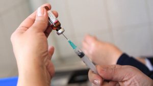 Confirman nuevo caso de sarampión en Chile: Persona contagiada transitó por tres regiones