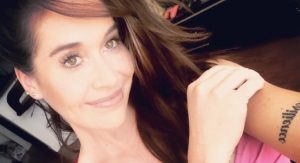 El detalle en la foto de infancia de Vale Roth que llamó la atención de sus seguidores