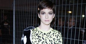 Mariana Di Girolamo sacó aplausos por su delicado look en los Premios Platino 2019