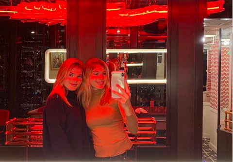 Las desconocidas hijas gemelas de Julio Iglesias que incursionan en el modelaje