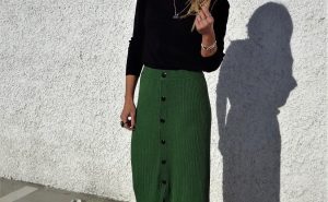¡Alerta de tendencia! Las faldas largas ahora se llevan con botones