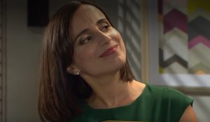 Las reacciones que dejó el drástico cambio de Rocío tras salto temporal en "Verdades ocultas"