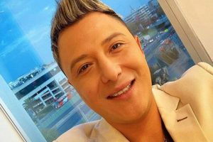 Periodista Sergio Rojas acusó de "juleros" a Canal 13 por uso de Photoshop