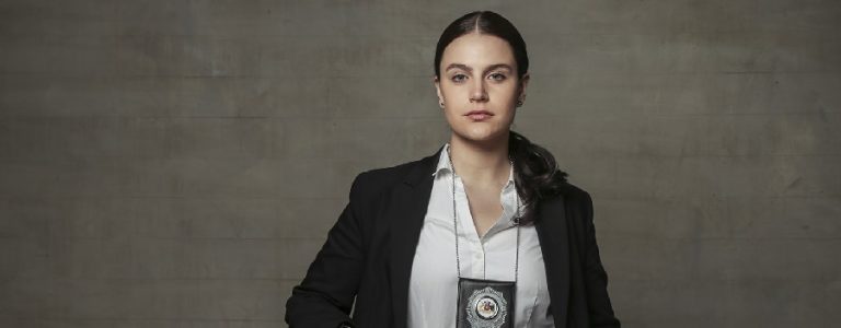 Alejandra Araya sorprendió con desnudo en una revista nacional