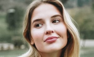 Belén Soto sufre doloroso accidente doméstico: "Hay que tener mucho ojo"