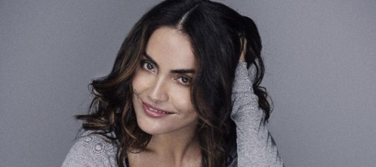 Carmen Gloria Bresky celebra sus 42 años con coqueta sesión de fotos