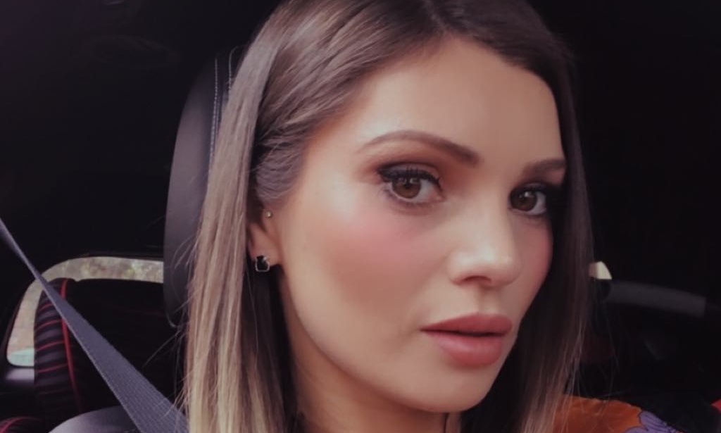 Faloon Larraguibel comparte mensaje de amor propio con foto en ropa interior