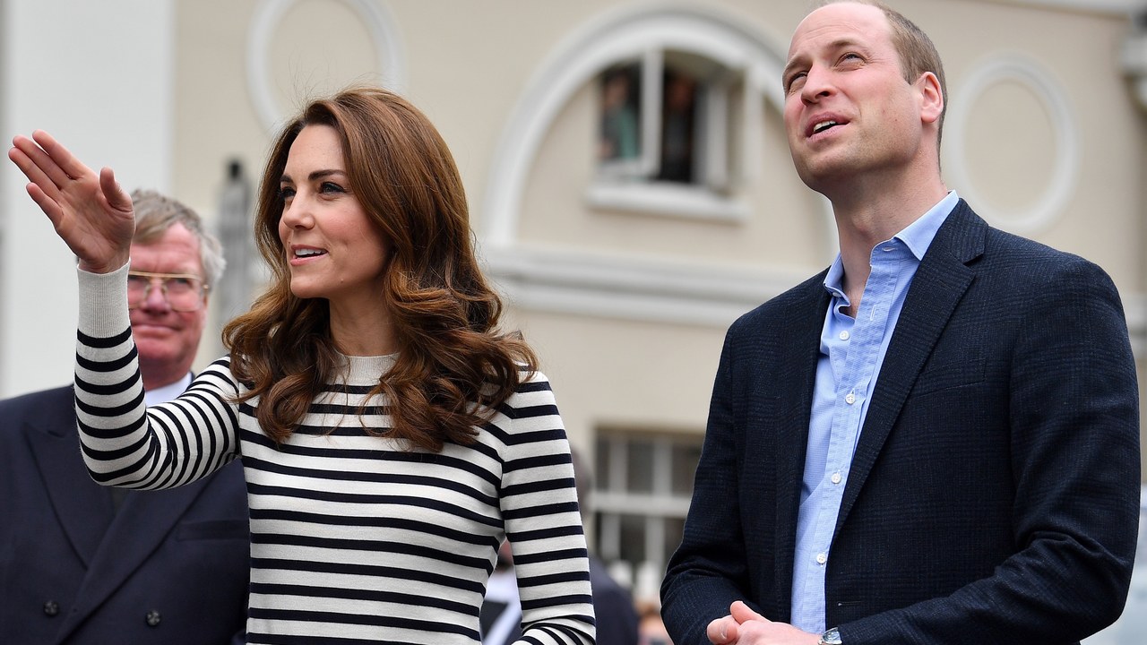 Mujer de 83 años es atropellada por escolta de William y Kate Middleton