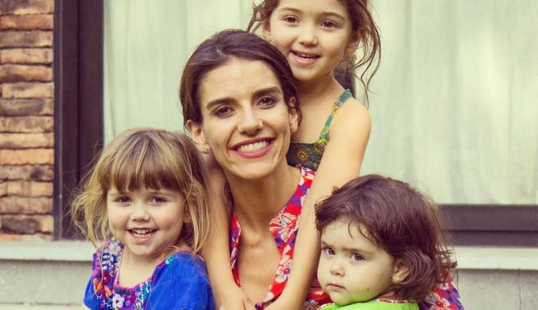 María Luisa Godoy pasó susto con una de sus hijas: Se cayó y tuvo que ser operada