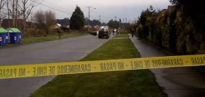 Adolescente llegó con un arma y máscara a colegio de Puerto Montt y disparó a compañero