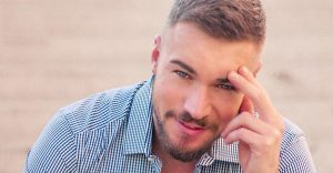 Tony Spina disfruta de su amor con mujer 20 años mayor: "No hacemos daño a nadie"