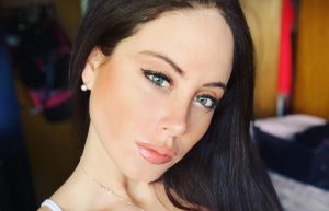 "Intrusos" respondió mensaje de Ignacia Michelson tras confirmar su embarazo