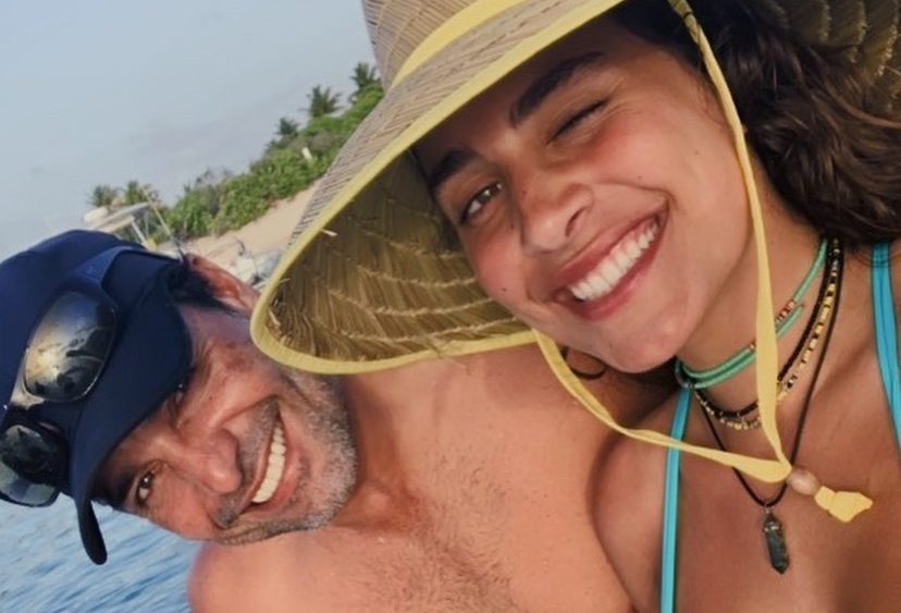 Chayanne posa junto a su familia con disfraces de Halloween