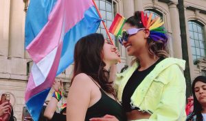 Camila Recabarren partió rumbo a África junto a su polola