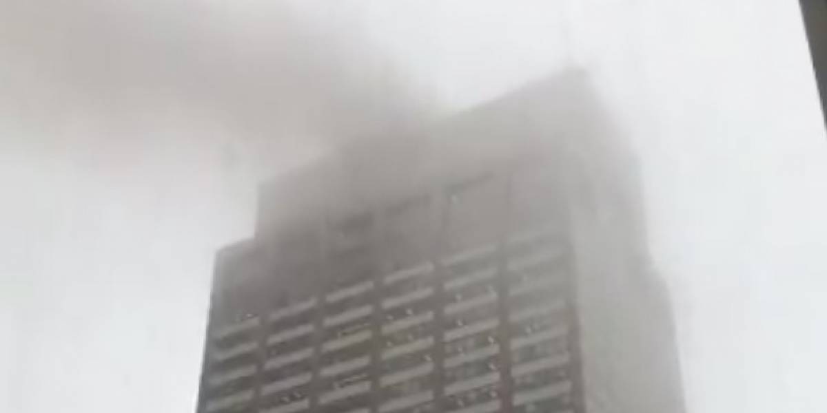 Impacto en Nueva York luego de que un Helicóptero se estrellara contra edificio