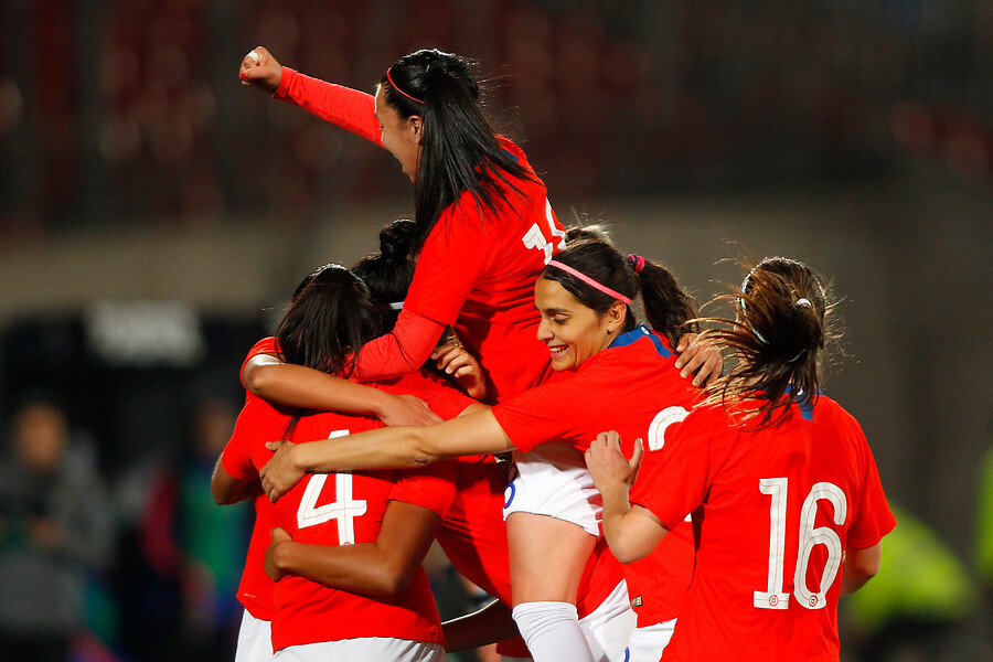 La-Roja-Femenina