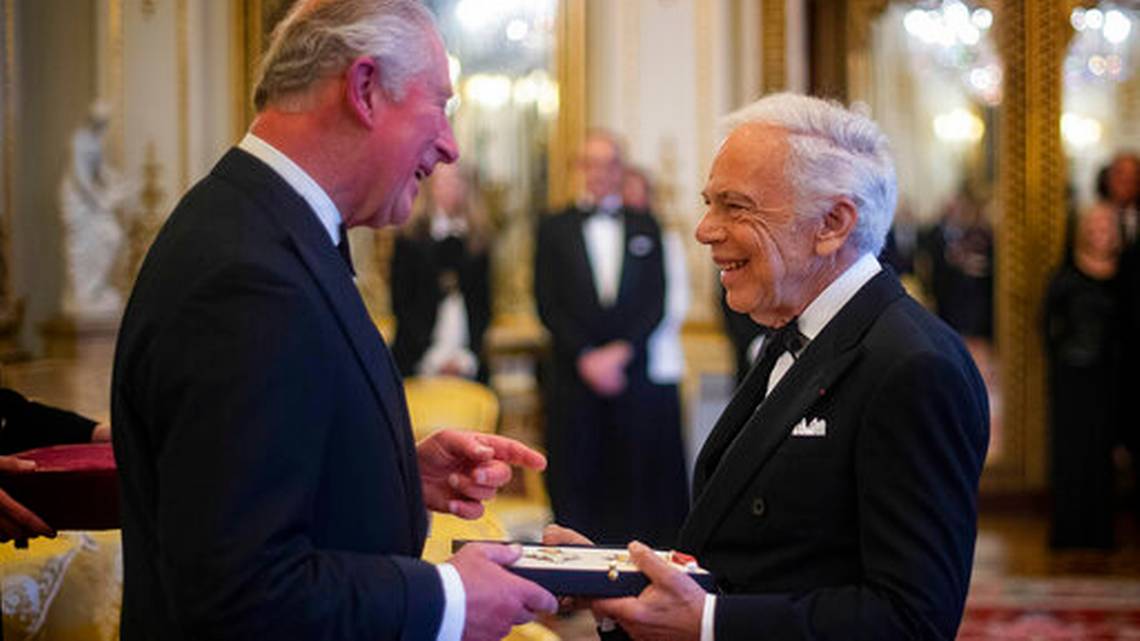 Ralph Lauren es nombrado caballero de la realeza británica por el príncipe Carlos