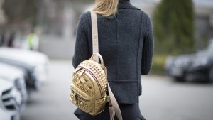 Carteras tipo backpack: Así es el estilo que llevarás este invierno