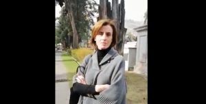 Profesora que increpó a ministra Cubillos en cementario respondió a las críticas: "No me arrepiento"