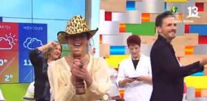 Tonka Tomicic revoluciona al panel de "Bienvenidos" con imitación de Paulina Rubio