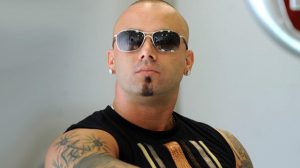 Así fue la caída de Wisin en pleno show: salvó casi de milagro
