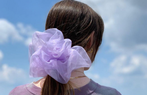 Colets XL son la nueva tendencia en accesorios para el pelo