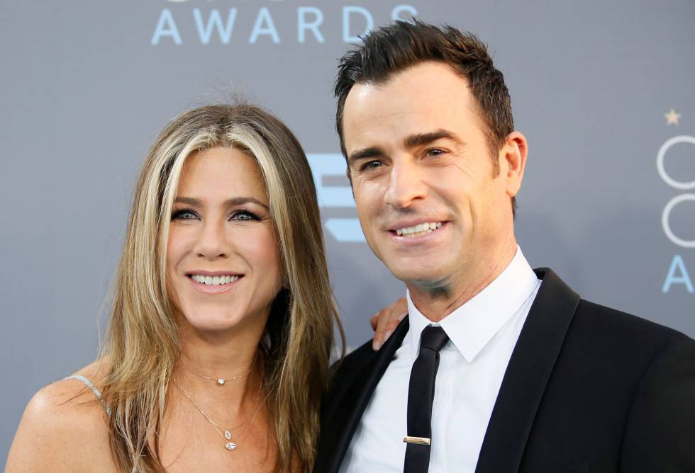 Jennifer Aniston se reunió con su expareja para despedir a su perrita fallecida