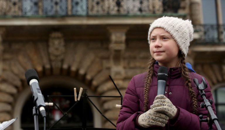 Joven activista Greta Thunberg confirmó visita a Chile durante la COP25