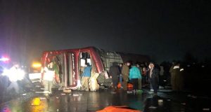 Volcamiento de bus deja 6 fallecidos y 40 heridos en Ruta 5 Sur