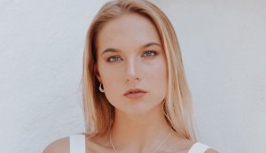 Bárbara Lackington mostró el delicado tatuaje que se realizó en zona íntima