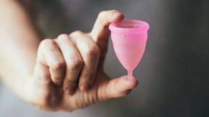 Investigadores recomiendan la copa menstrual: "Es segura, higiénica y eficaz"
