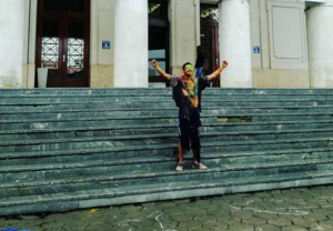 Emotiva carta de joven al salir de la universidad que se volvió viral