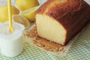 Prueba este queque de yogurt y limón para endulzar las tardes de invierno