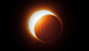 ¿Se podrá sacar fotos al eclipse? Esta es la respuesta