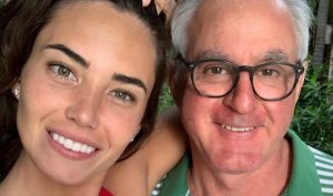 Esta es Javiera, la joven polola del doctor Pedro Vidal de "Cirugia cuerpo y alma"