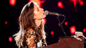 #AlertaDeEstreno ¡Escucha la nueva canción de Francisca Valenzuela!